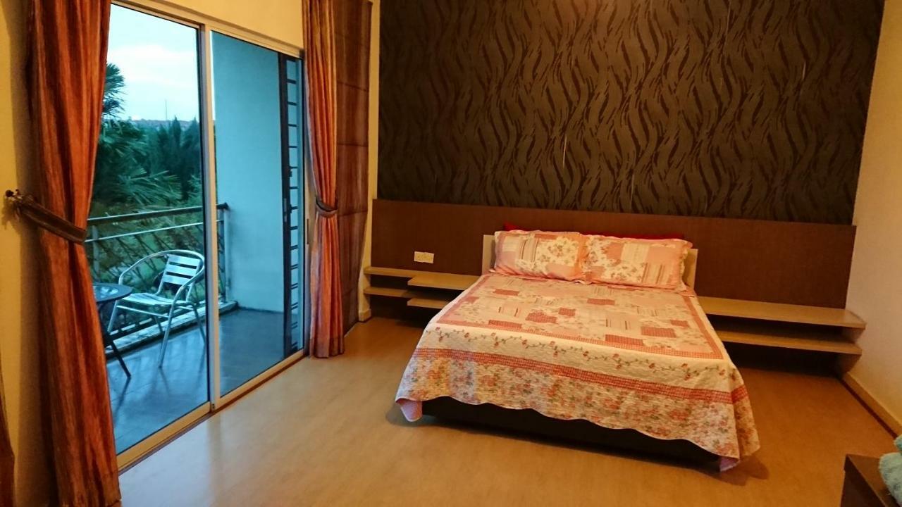 Homestay Bandar Putra 쿨라이 외부 사진