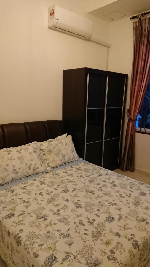 Homestay Bandar Putra 쿨라이 외부 사진